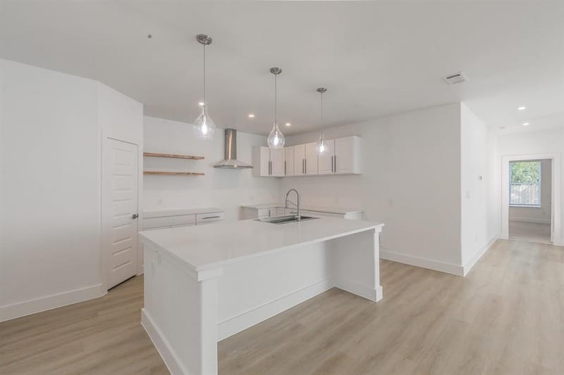 3908 Vilbig Road, Dallas TX 75212 - Photo 6