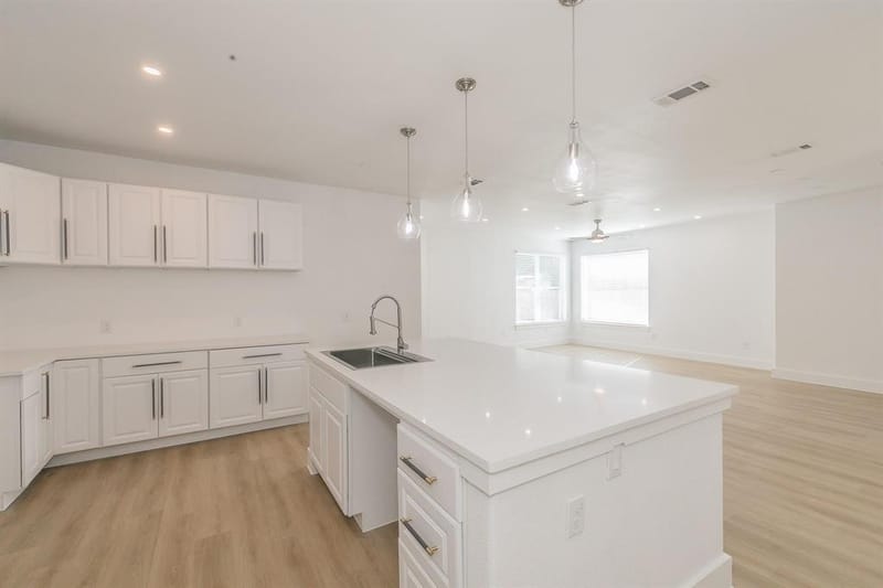 3908 Vilbig Road, Dallas TX 75212 - Photo 7