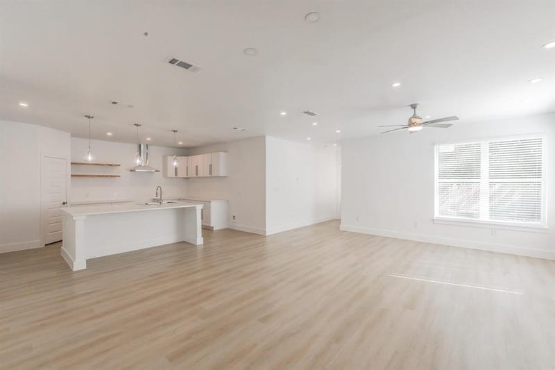 3908 Vilbig Road, Dallas TX 75212 - Photo 3
