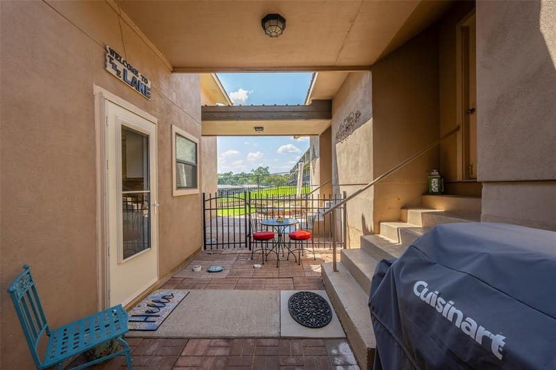 5515 Club Cove Court, De Cordova TX 76049 - Photo 7