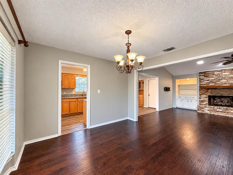1605 Brighton Drive, Carrollton TX 75007 - Photo 6