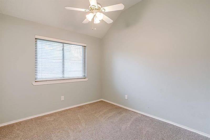 7901 Ember Oaks Drive, North Richland Hills TX 76182 - Photo 27
