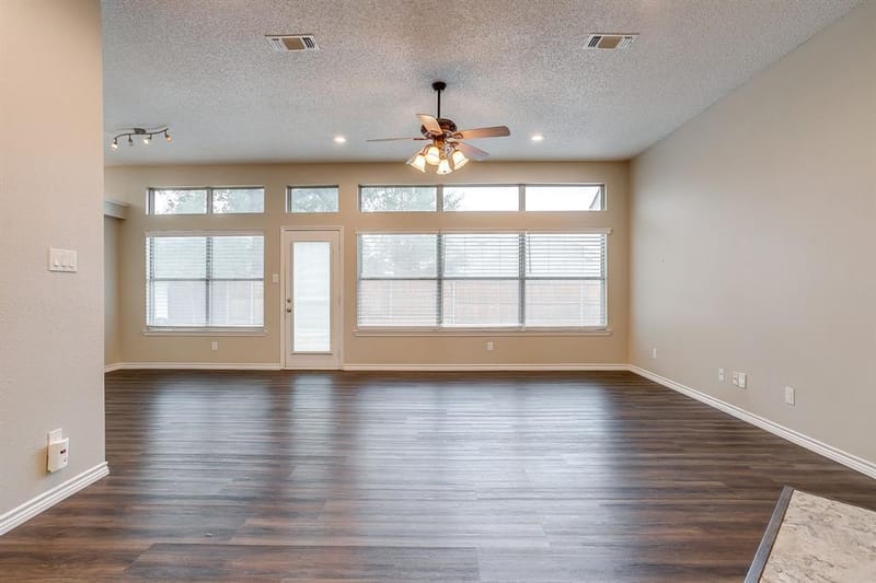 7901 Ember Oaks Drive, North Richland Hills TX 76182 - Photo 17