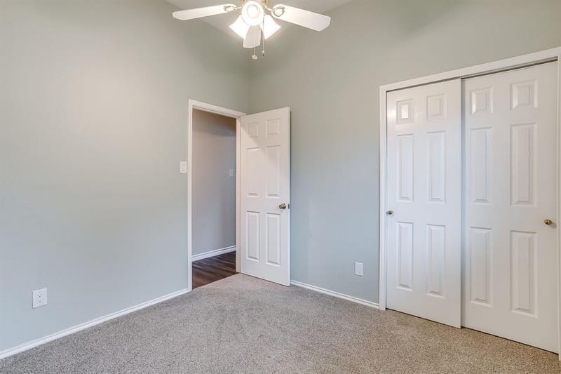 7901 Ember Oaks Drive, North Richland Hills TX 76182 - Photo 28