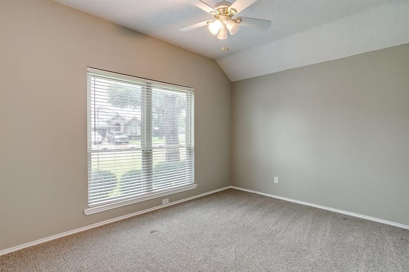 7901 Ember Oaks Drive, North Richland Hills TX 76182 - Photo 30