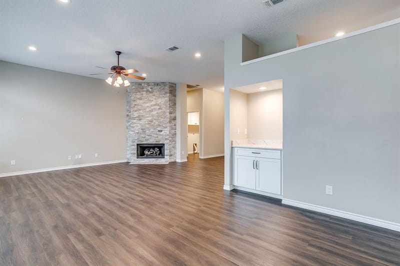 7901 Ember Oaks Drive, North Richland Hills TX 76182 - Photo 11
