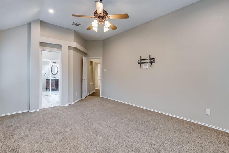 7901 Ember Oaks Drive, North Richland Hills TX 76182 - Photo 21