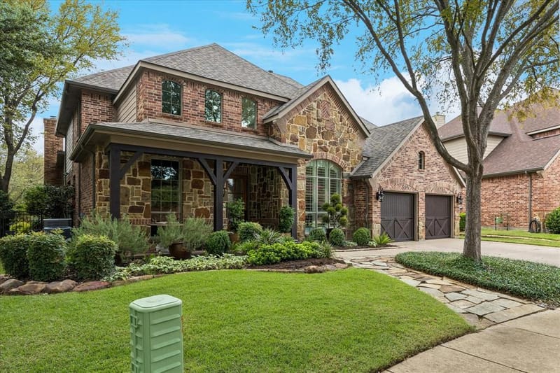 2101 Meadows Avenue, Lantana TX 76226 - Photo 2