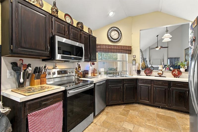 3825 Branch Hollow Circle, Carrollton TX 75007 - Photo 9