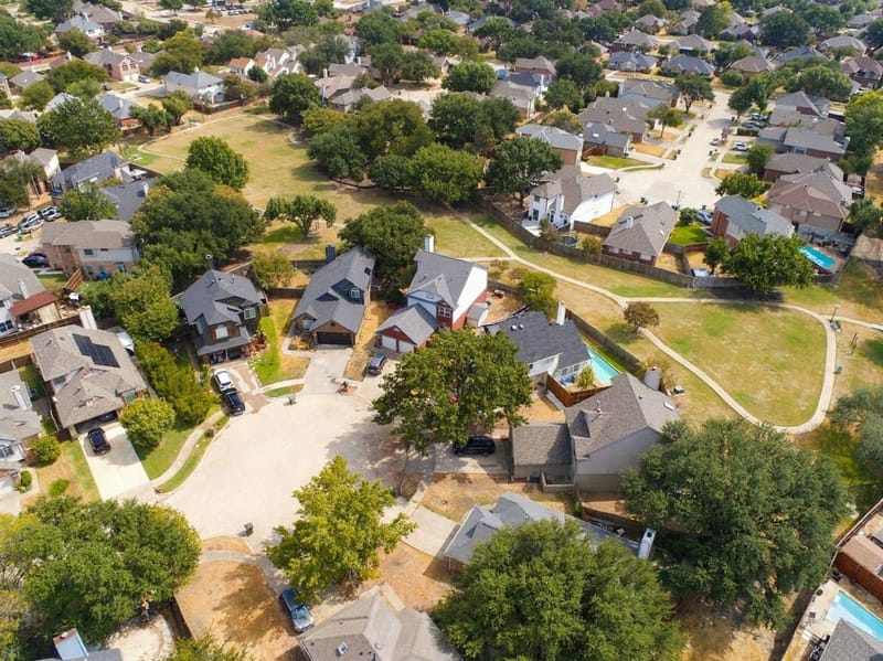 3825 Branch Hollow Circle, Carrollton TX 75007 - Photo 35