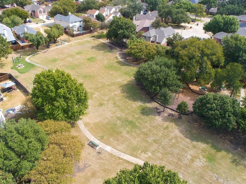 3825 Branch Hollow Circle, Carrollton TX 75007 - Photo 29