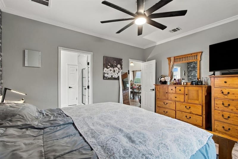 3825 Branch Hollow Circle, Carrollton TX 75007 - Photo 25