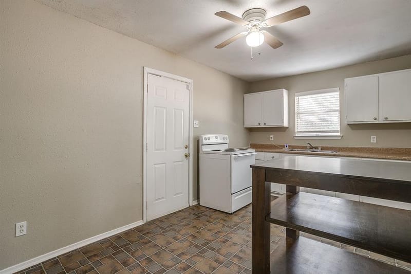 208 Wells Burnett Road, Azle TX 76020 - Photo 7