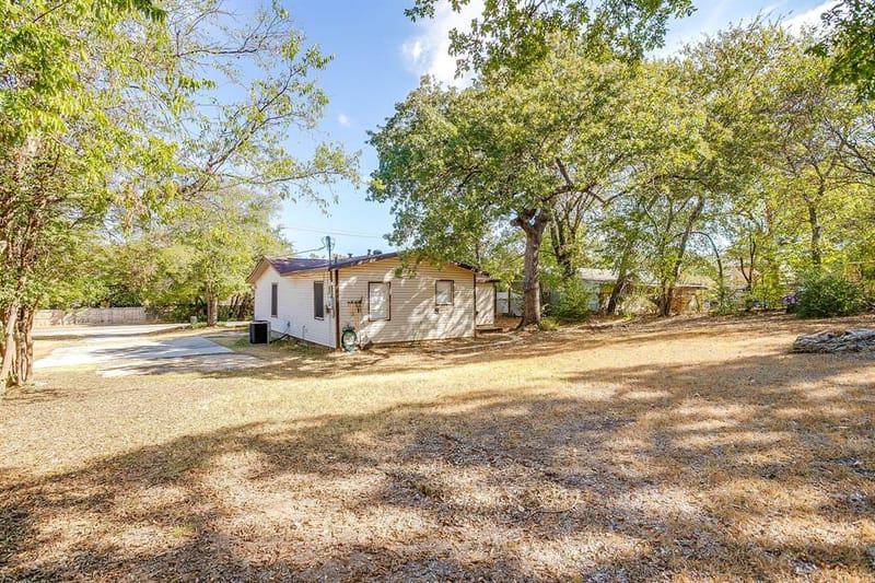 208 Wells Burnett Road, Azle TX 76020 - Photo 20