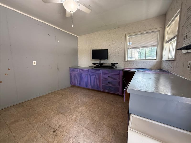 201 E 10th Street, Kaufman TX 75142 - Photo 25