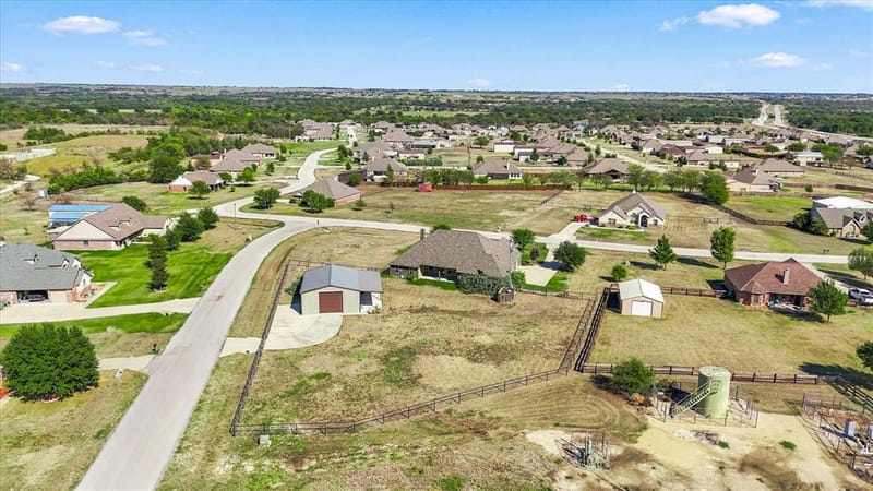 209 Highland Hills Boulevard, Decatur TX 76234 - Photo 40