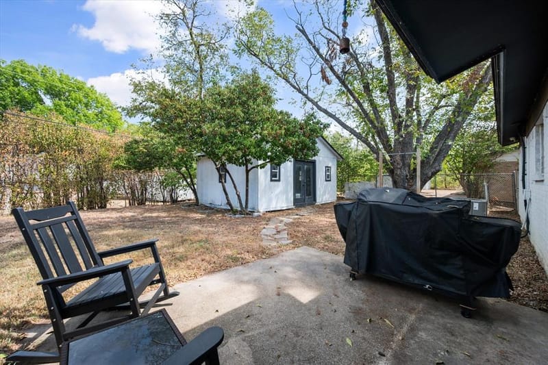 316 Wintercrest Road, Burleson TX 76028 - Photo 23