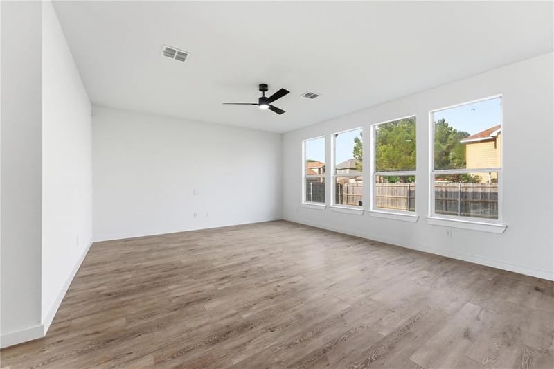 7301 Tin Cup Drive, Arlington TX 76001 - Photo 6