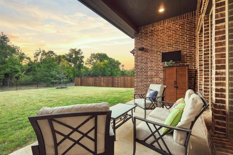 1613 Chicot Lane, Van Alstyne TX 75495 - Photo 3