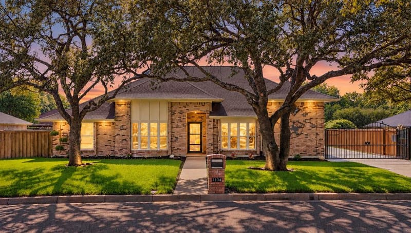 7104 Church Park Drive, Fort Worth TX 76133