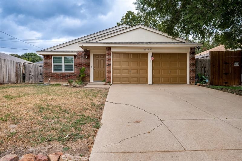 5819 Santa Fe Drive, Arlington TX 76017