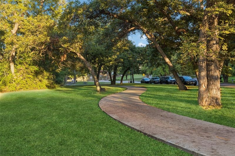807 N Tyler Street, Dallas TX 75208 - Photo 30