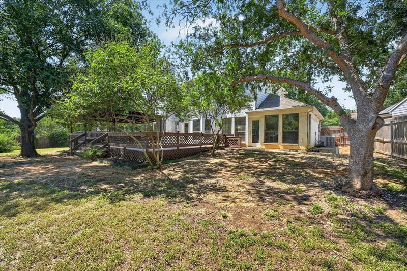 519 Fox Creek Court, Denton TX 76209 - Photo 33