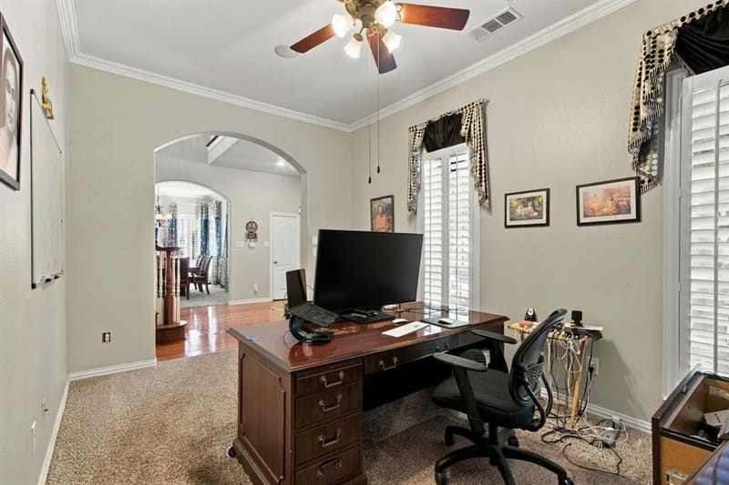 1833 Auburn Drive, Carrollton TX 75007 - Photo 6