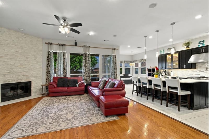 1833 Auburn Drive, Carrollton TX 75007 - Photo 10