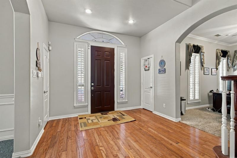 1833 Auburn Drive, Carrollton TX 75007 - Photo 4