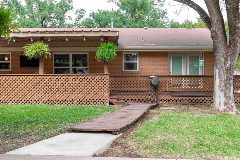 1611 16th Street, Brownwood TX 76801 - Photo 22