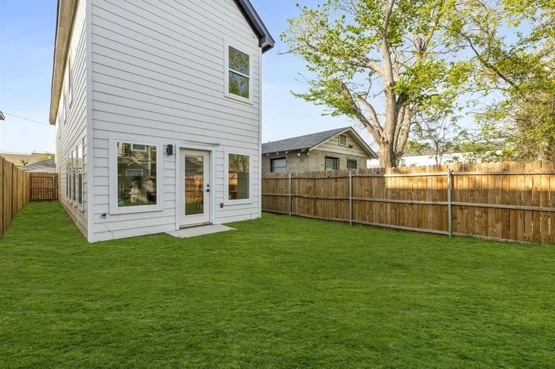 2230 Hooper Street, Dallas TX 75215 - Photo 23