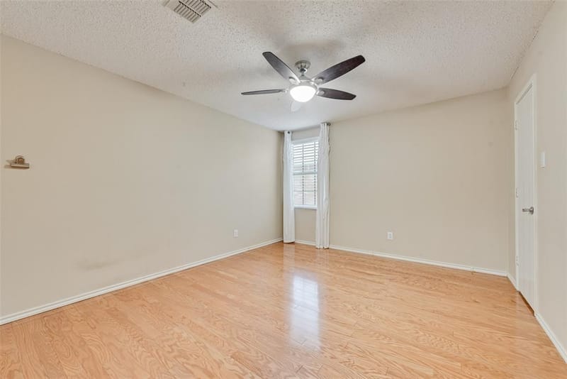 1629 Baxter Springs Drive, Fort Worth TX 76247 - Photo 10