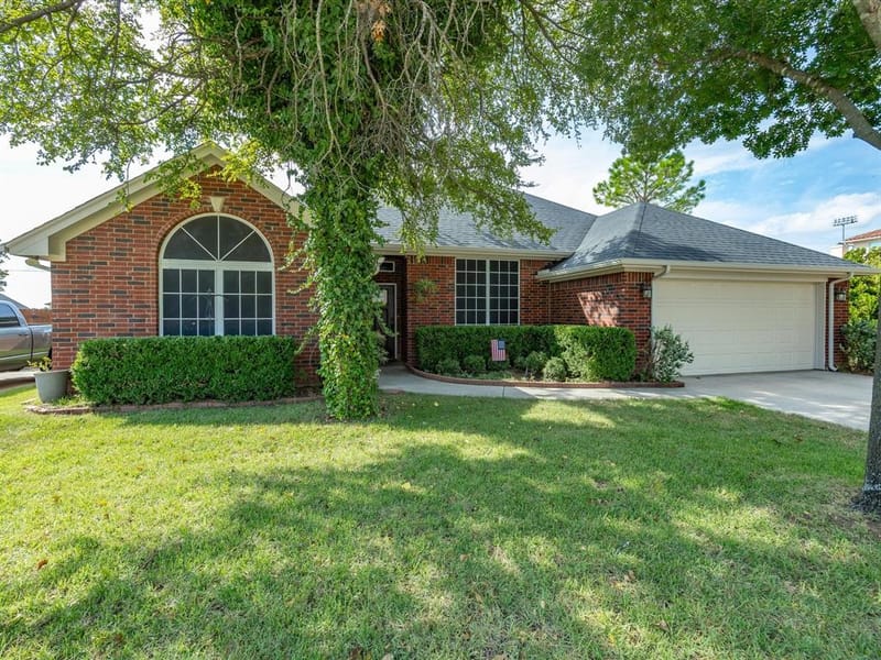 2106 Ridgewood Drive, Bridgeport TX 76426 - Photo 35