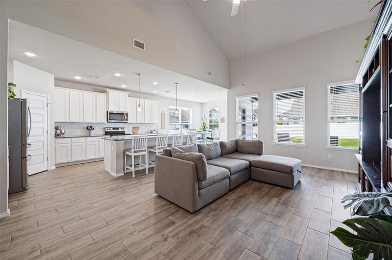 5909 Revere Drive, Providence Village TX 76227 - Photo 6