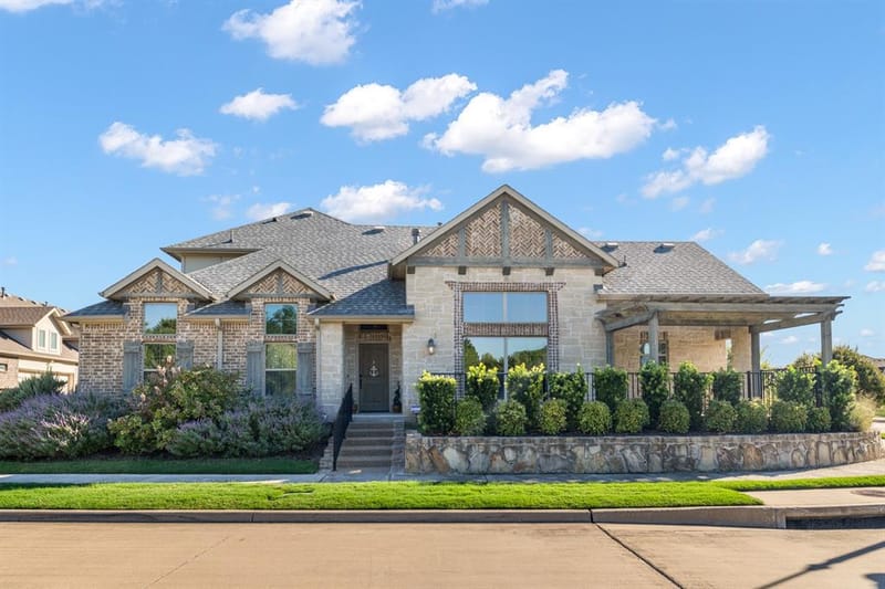 4309 Rose Garrison Lane, Arlington TX 76005