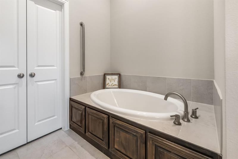 4309 Rose Garrison Lane, Arlington TX 76005 - Photo 10