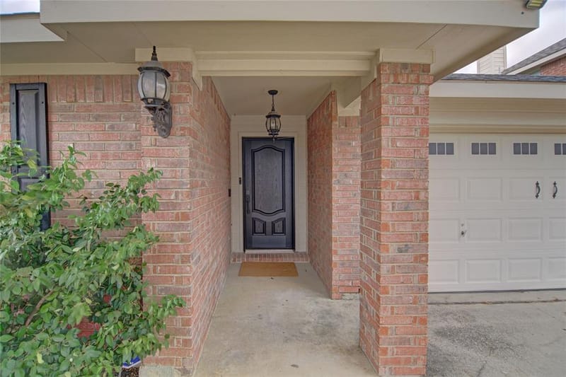 5725 Lionfish Way, Fort Worth TX 76131 - Photo 3
