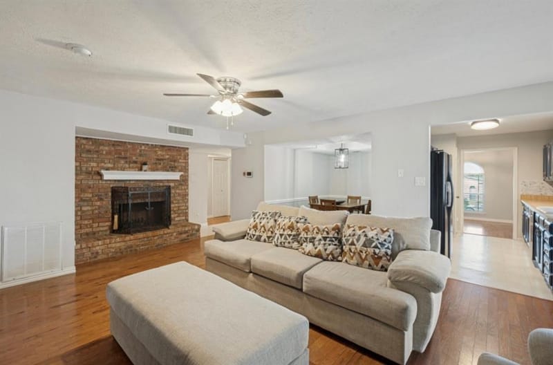 700 Nora Lane, DeSoto TX 75115 - Photo 9