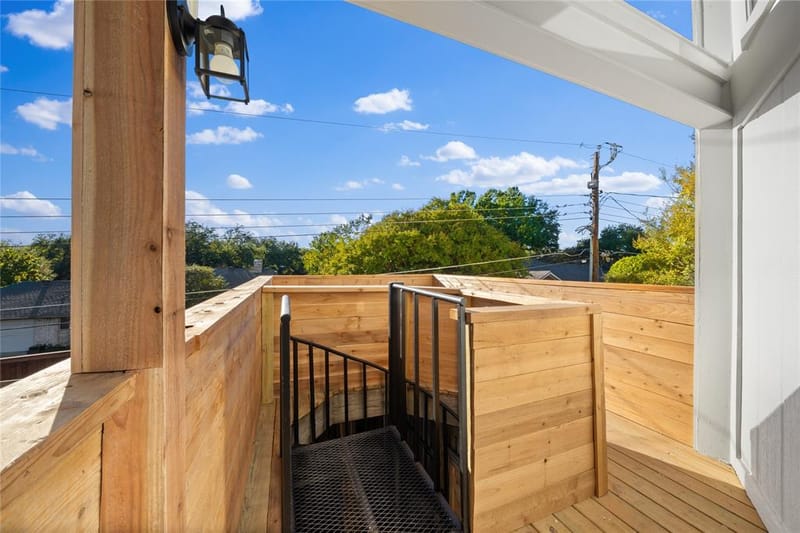 8639 Clover Meadow Drive, Dallas TX 75243 - Photo 10