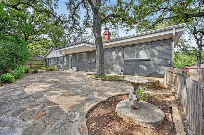 1708 Cimarron Trail, Hurst TX 76054 - Photo 21