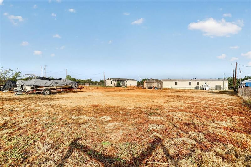 5703 N Sunchase Drive, Granbury TX 76049 - Photo 33