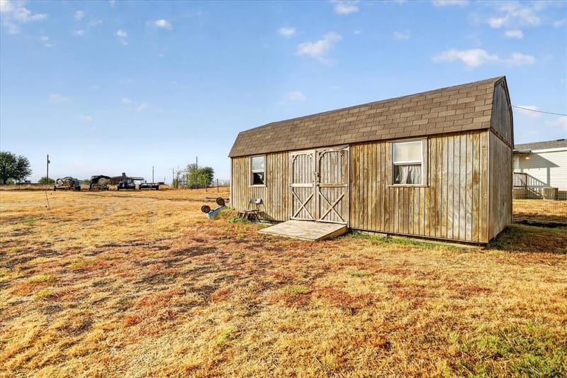 5703 N Sunchase Drive, Granbury TX 76049 - Photo 37