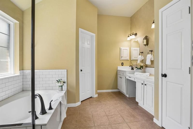 104 Rolling Rock Drive, Trophy Club TX 76262 - Photo 17