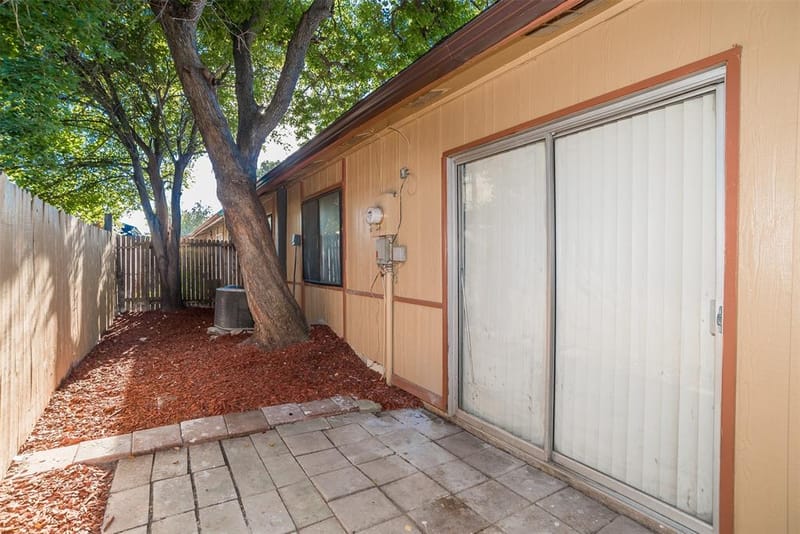 2604 Nina Circle, Grand Prairie TX 75052 - Photo 4