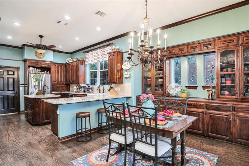 1204 Hills Creek Drive, McKinney TX 75072 - Photo 10