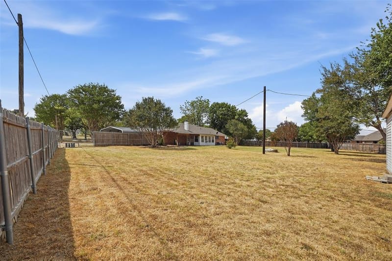 6880 Sandy Beach Road, Azle TX 76020 - Photo 28