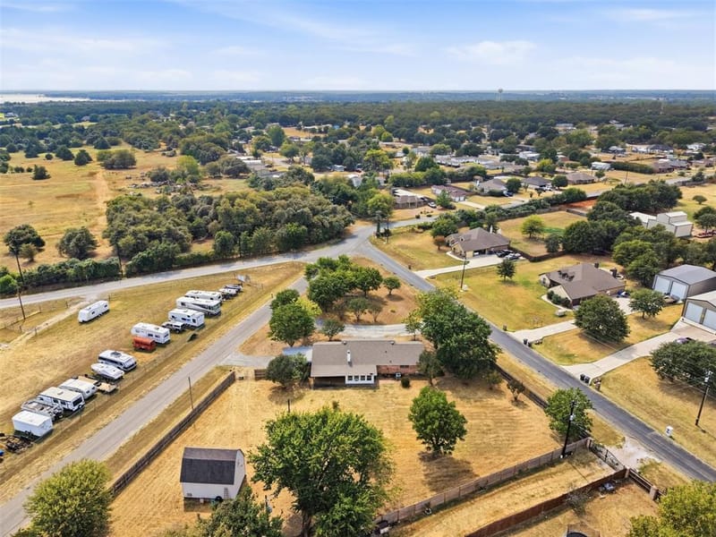 6880 Sandy Beach Road, Azle TX 76020 - Photo 30