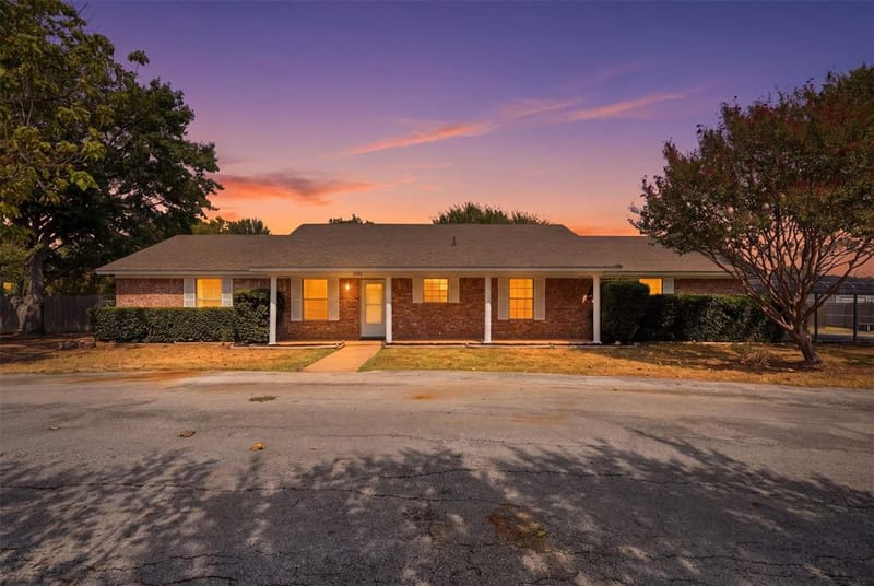 6880 Sandy Beach Road, Azle TX 76020 - Photo 4
