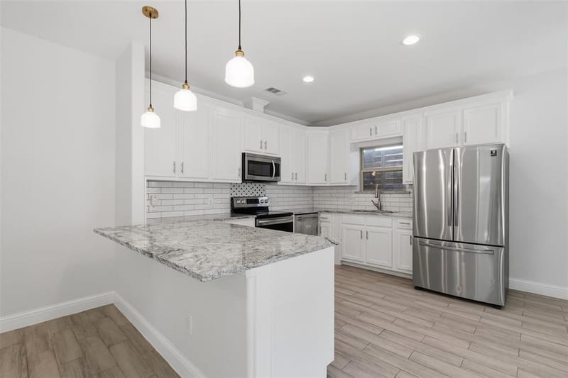2617 Ripple Road, Dallas TX 75241 - Photo 2